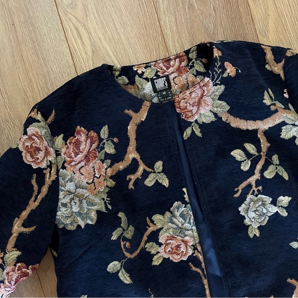Gumps San Francisco Vintage Overcoat Floral - Picture 3 of 8